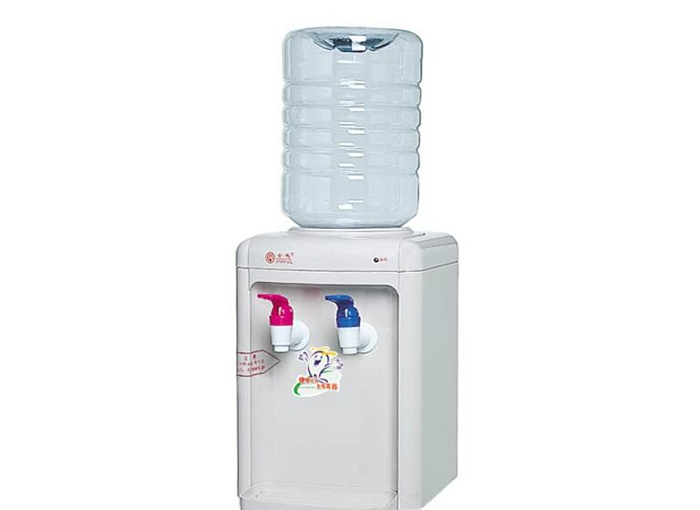 饮水机